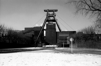 Zentraler Förderschacht XII der Schachtanlage Zollverein, Katernberg