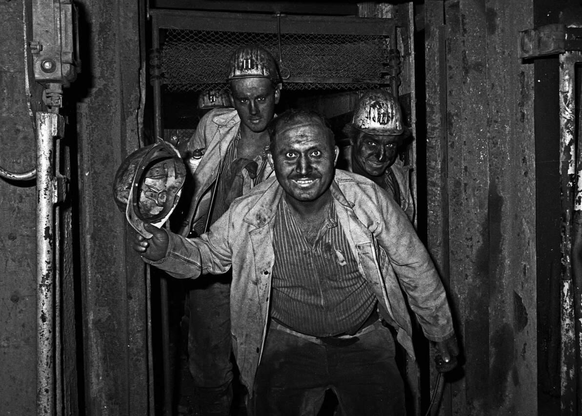 Bergarbeiter grüßt mit Glück auf auf Zeche Ewald
